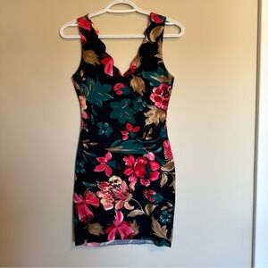 SHEIN Scallp Trim Floral V-Neck Mini Dress Women's Size XS